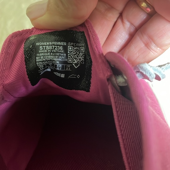 Sperry Woman 9.5 USA , lounge tennis shoes leather lace, sea rose, new with box - Picture 8 of 11